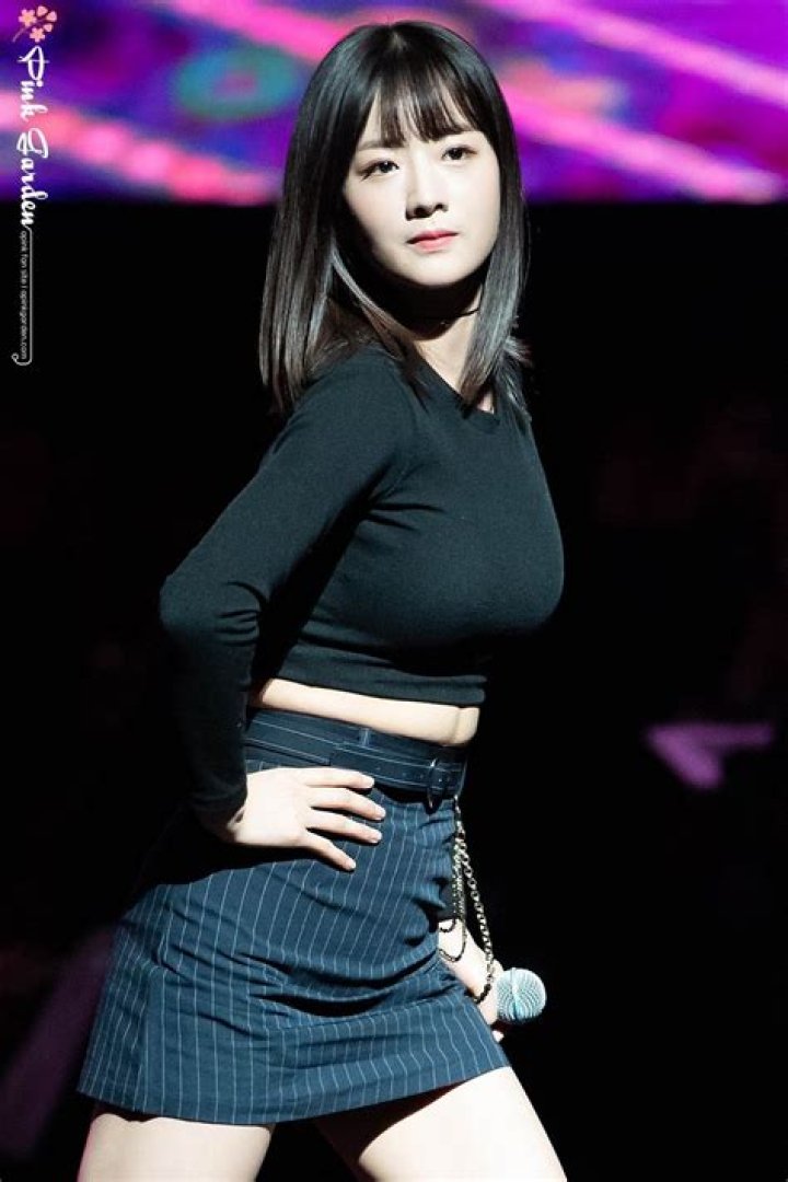 Yoon Bomi